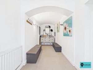 Lower Level Entrance - click for photo gallery